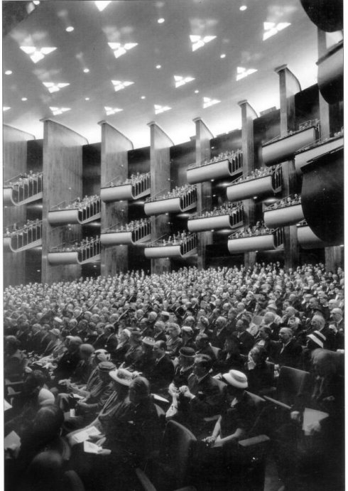 eröffnung oper.jpg